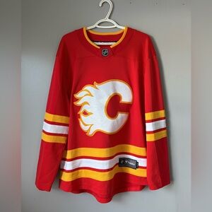 Calgary Flames Fanatics Breakaway Jersey Men’s Medium